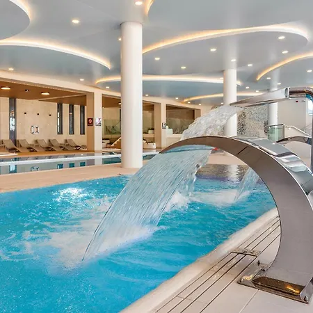 Casablanca B012-parking Basen Silownia Bawialnia W Cenie -polanki Aqua-holiday Kołobrzeg