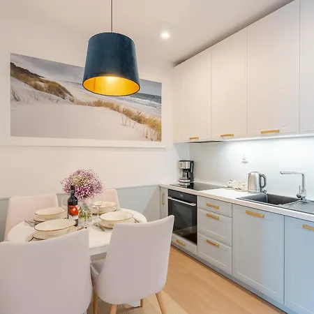 Casablanca B012-parking Basen Silownia Bawialnia W Cenie -polanki Aqua-holiday Kołobrzeg